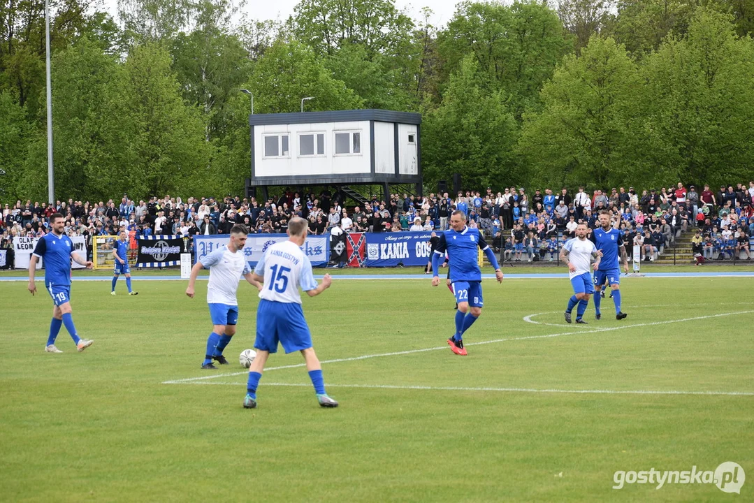 Mecz oldboyów Kani Gostyń i Lecha Poznań na 100-lecie Kani