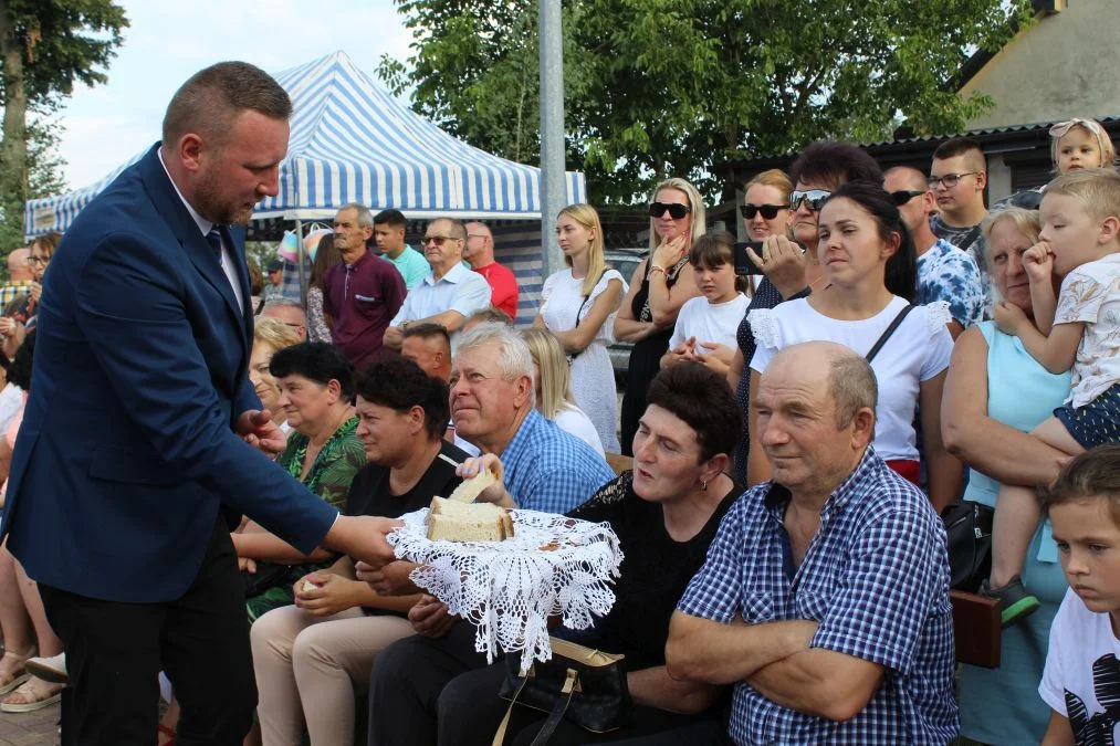 Po dwóch latach przerwy OSP z Dobieszczyzny zorganizowało dożynki