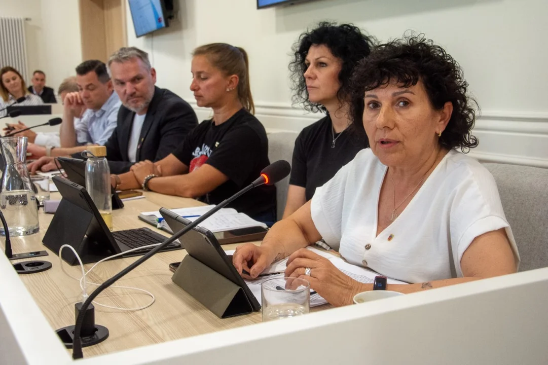 Dyskusja o sytuacji w Schronisku dla Bezdomnych Zwierząt w Radlinie