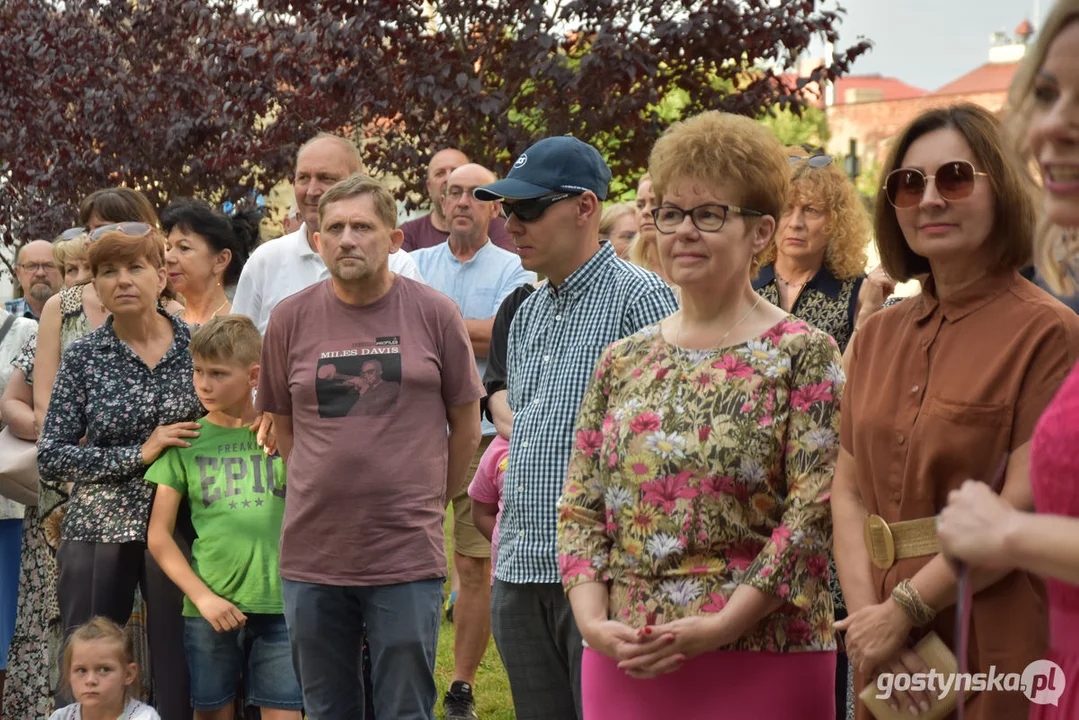 Odsłonięcie szyldu parku im. Adama Mickiewicza w Borku Wlkp.