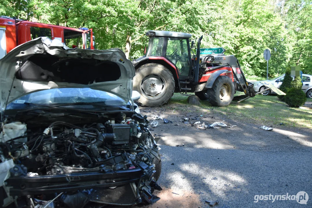 Wypadek drogowy na DW437 Borek Wlkp.- Dolsk