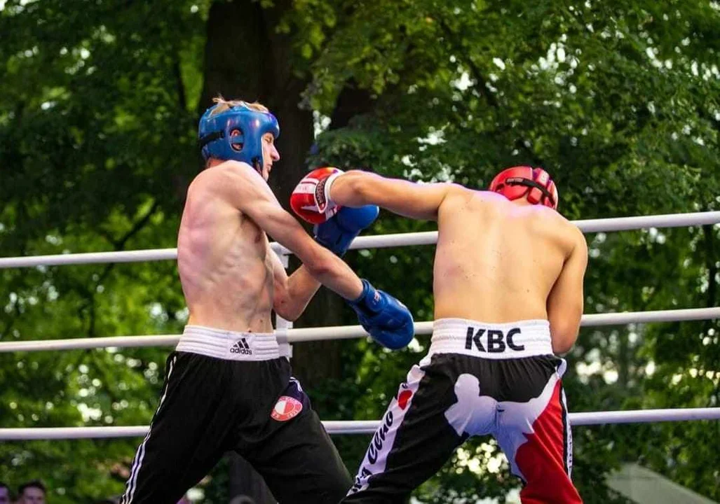 Filip Śronek z Krotoszyna zwyciężył w Kick-Boxing Competition