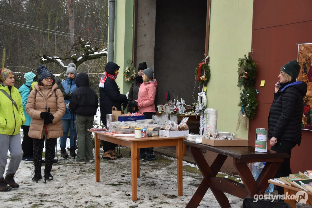 Mikołajkowy Charytatywny Marsz Nordic Walking „Idziemy dla Julki”