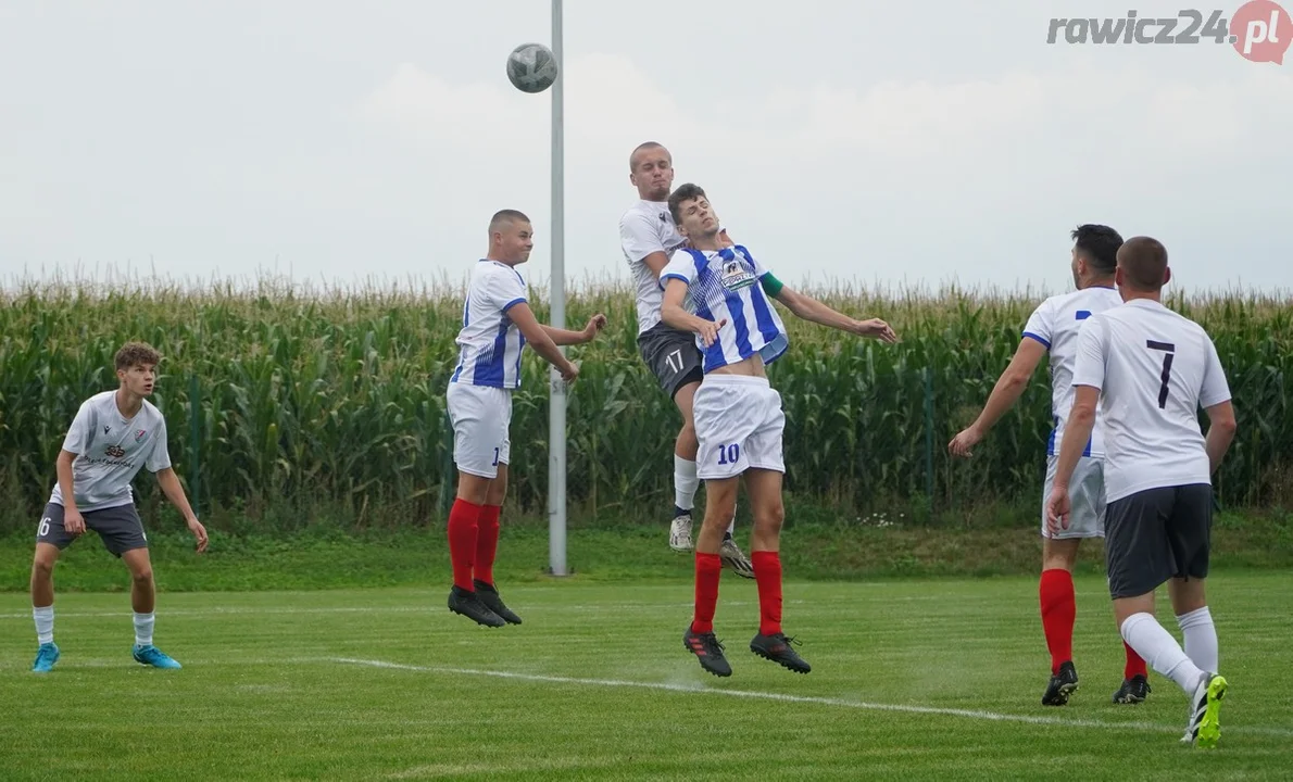 LZS Chojno-Sarnowa - Juna-Trans Stare Oborzyska 2:6