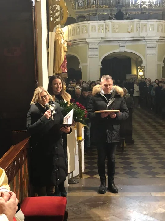 Otwarcie Kaplicy Wieczystej Adoracji we farze Gostyniu. Biskup Zdzisław Fortuniak w Gostyniu