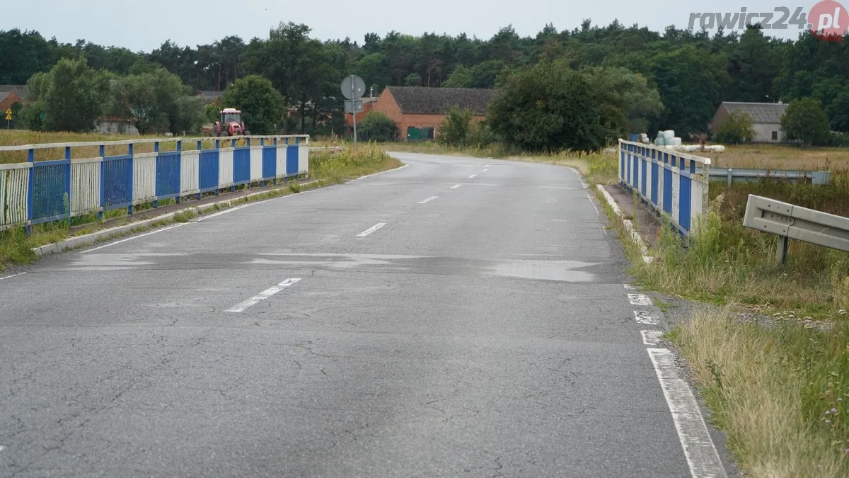 Będzie ciąg pieszo-rowerowy z Osieka do Dubina