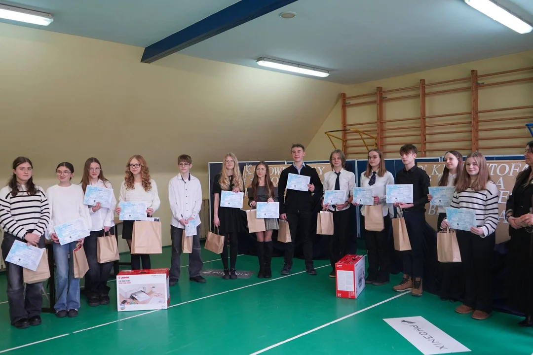 Powiatowy konkurs recytatorski w jarocińskiej „dwójce”. Kto zwyciężył? - Zdjęcie główne