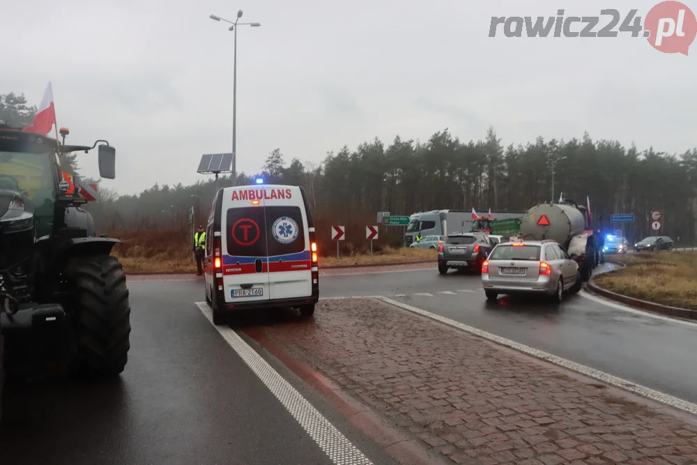 Protest rolników w okolicy Załęcza i na S5