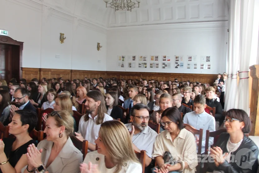 Rozpoczęcie roku szkolnego w I Liceum Ogólnokształcącym w Pleszewie