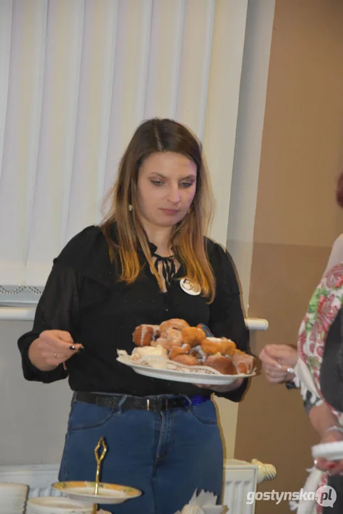 Biesiadnie - z podkoziołkiem i KGW. Tłusty czwartek w MGOK Borek Wlkp.