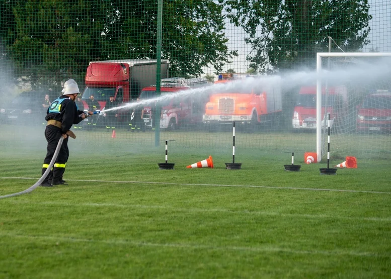 Miejsko-gminne zawody sportowo-pożarnicze w Choczu