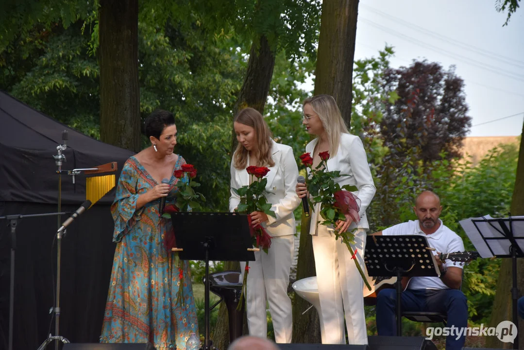 Fontanna pełna muzyki - jubileuszowy koncert zespołu Trio w Borku Wlkp.