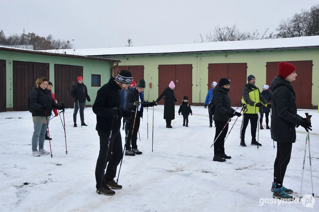 Mikołajkowy Charytatywny Marsz Nordic Walking „Idziemy dla Julki”