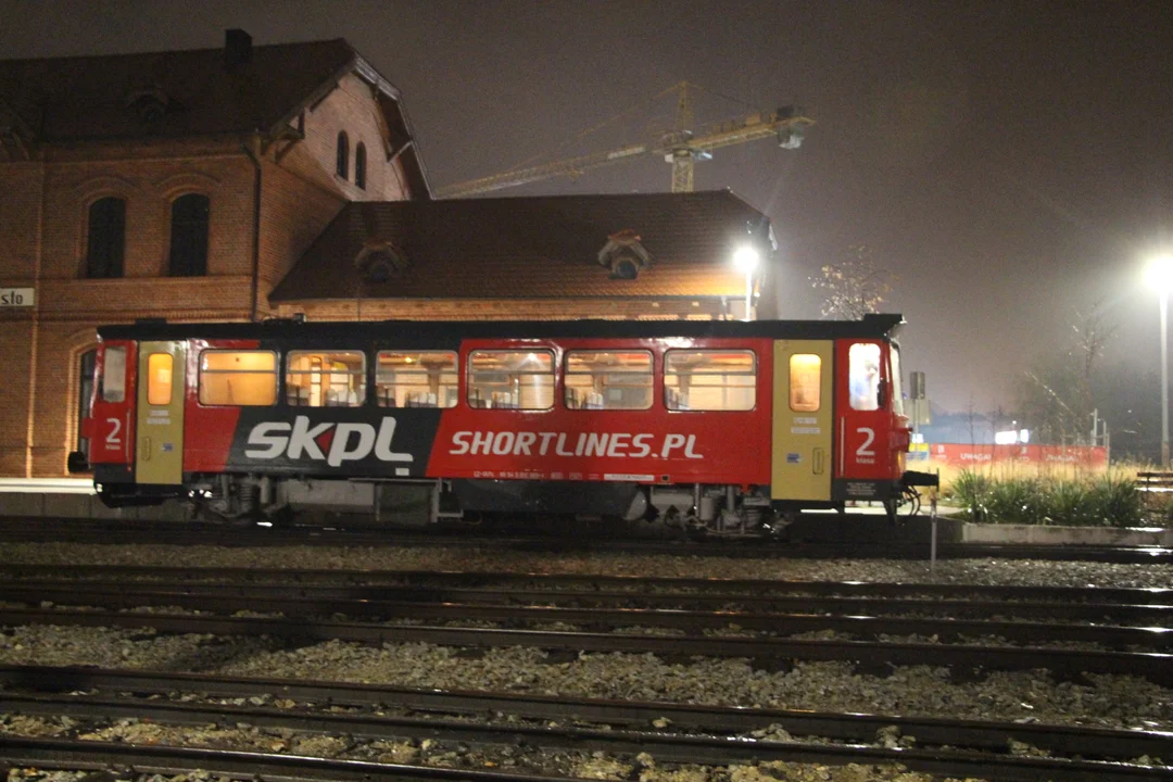 Kradli paliwo z lokomotywy w Pleszewie. Tego się nie spodziewali - Zdjęcie główne
