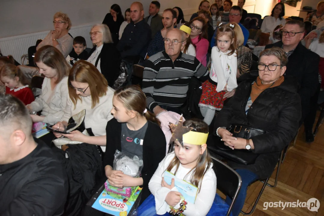 Przedszkolny Przegląd Kolęd i Pastorałek w centrum kultury w Piaskach