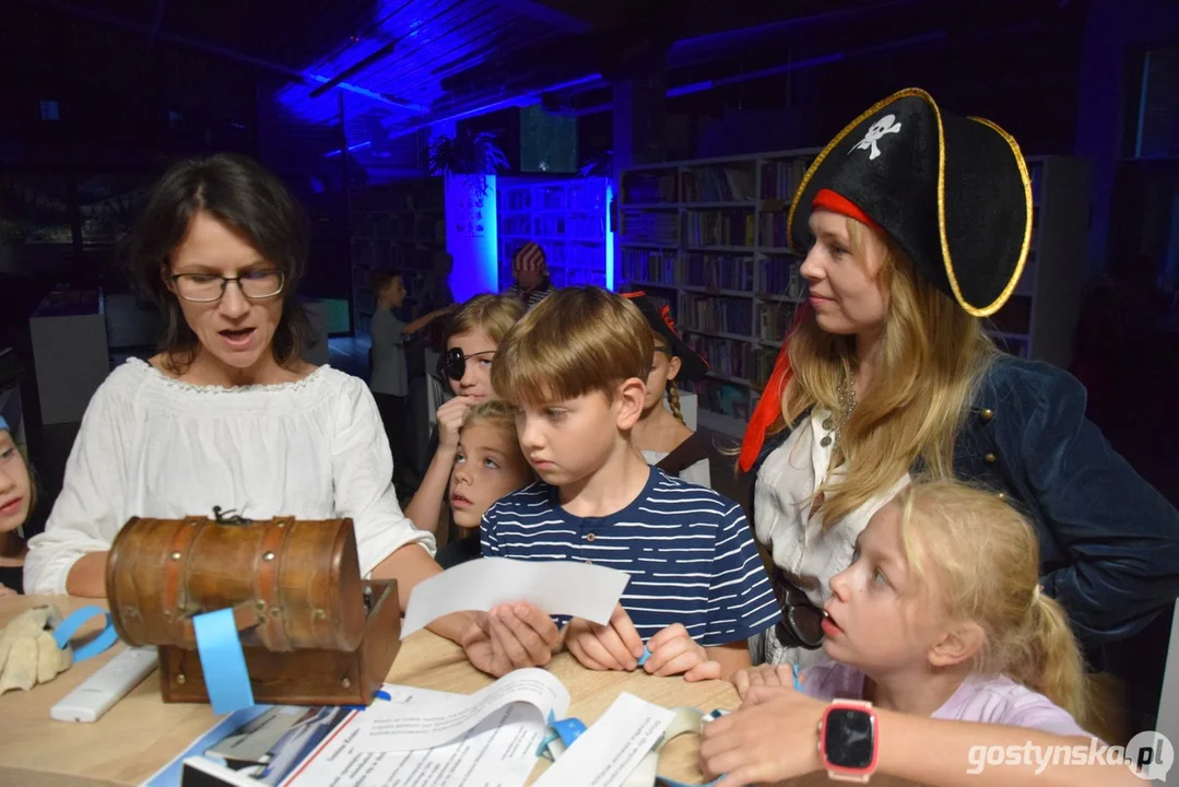 Noc Bibliotek 2024 w KROB_KULT. Piracki balik przyciągnął dzieci