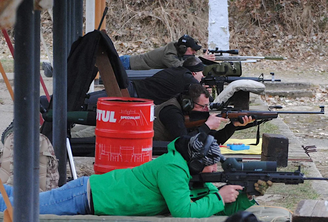 Sezon kulowy oficjalnie otwarty. Strzelcy rywalizowali na Karczemce [ZDJĘCIA]