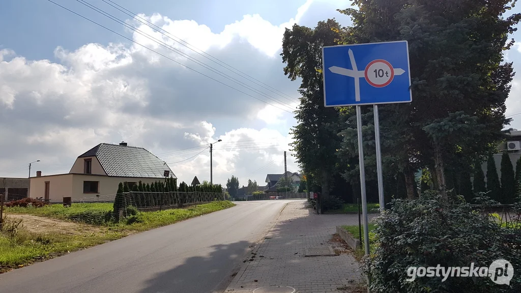 Nowe znaki ograniczające tonaż w Starym Gostyniu i Daleszynie