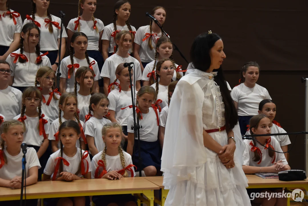 20-lecie chóru szkolnego "Zaczarowana Melodia", przy SP nr 5 w Gostyniu