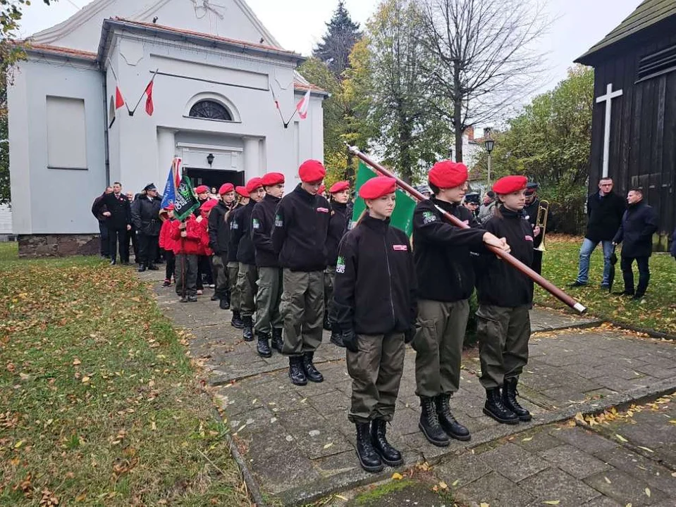 Odsłonięcie pamiątkowych tablic w Witaszycach