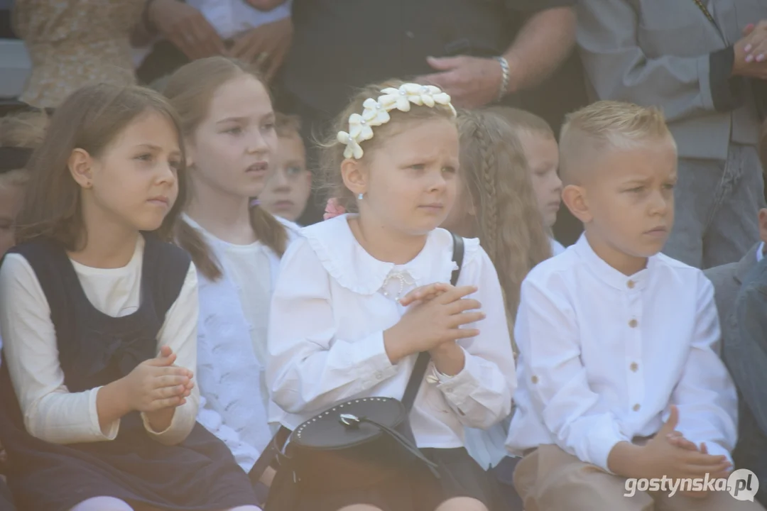 Rozpoczęcie roku szkolnego 2025/2025 w szkole podstawowej w Krobi