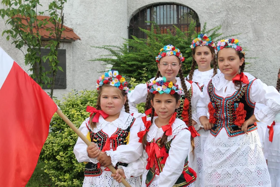 Międzynarodowe Spotkania Folklorystyczne. Koncerty w Dobrzycy, Żegocinie i Jarocinie - Zdjęcie główne