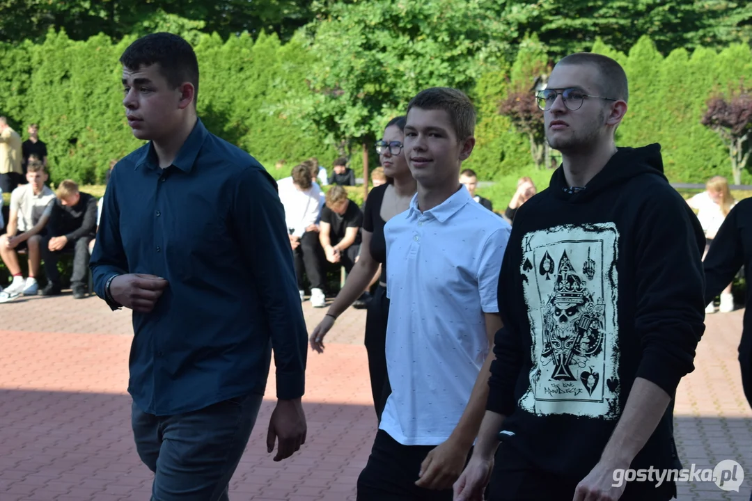 Rozpoczęcie roku szkolnego 2025/2025 w ZSOiZ w Krobi
