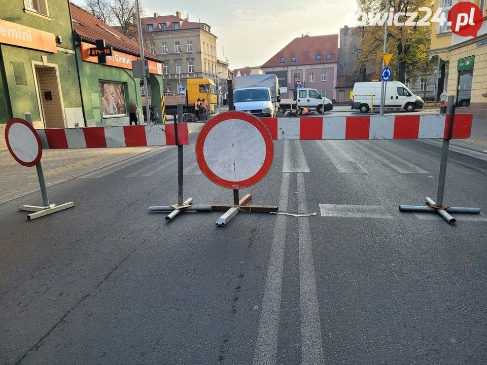 Ruszyły prace na minirondzie w Rawiczu