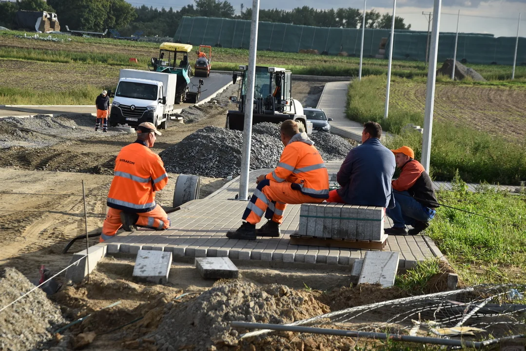 Budowa drogi łącznika ulicy Leszczyńskiej z Górną w Gostyniu (Aleja Niepodległości)