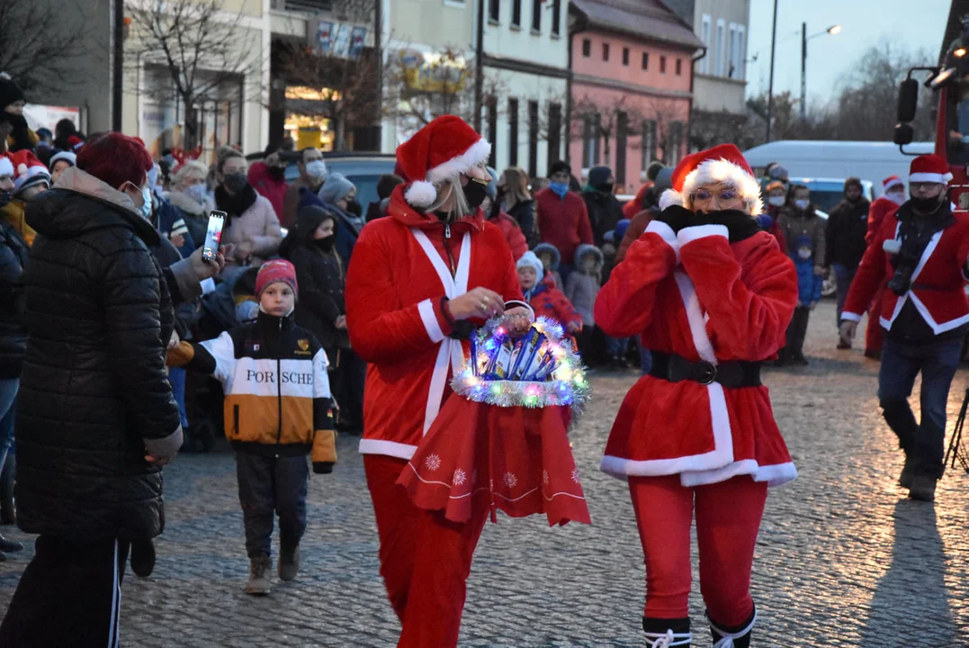 Korowód Mikołajów w Kobylinie 2020