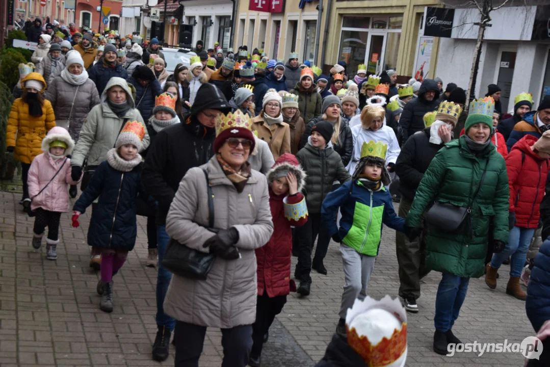 "W jasełkach leży" - Orszak Trzech Króli na ulicach Gostynia