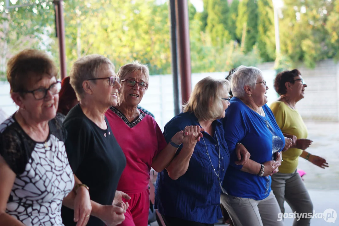 Seniorzy z gminy Krobia potrafią się bawić