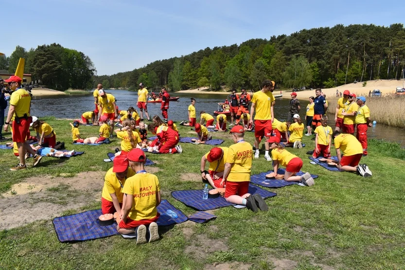 WOPR Gołuchów i OSP Chocz na pikniku służb ratowniczych w Kobylej Górze