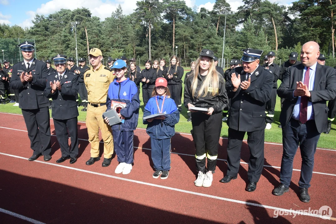 Gminne zawody sportowo-pożarnicze w Piaskach 2024