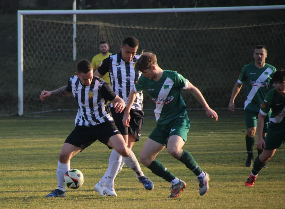 GKS Jaraczewo ponownie wygrywa derby z Wisłą Borek Wlkp. - Zdjęcie główne