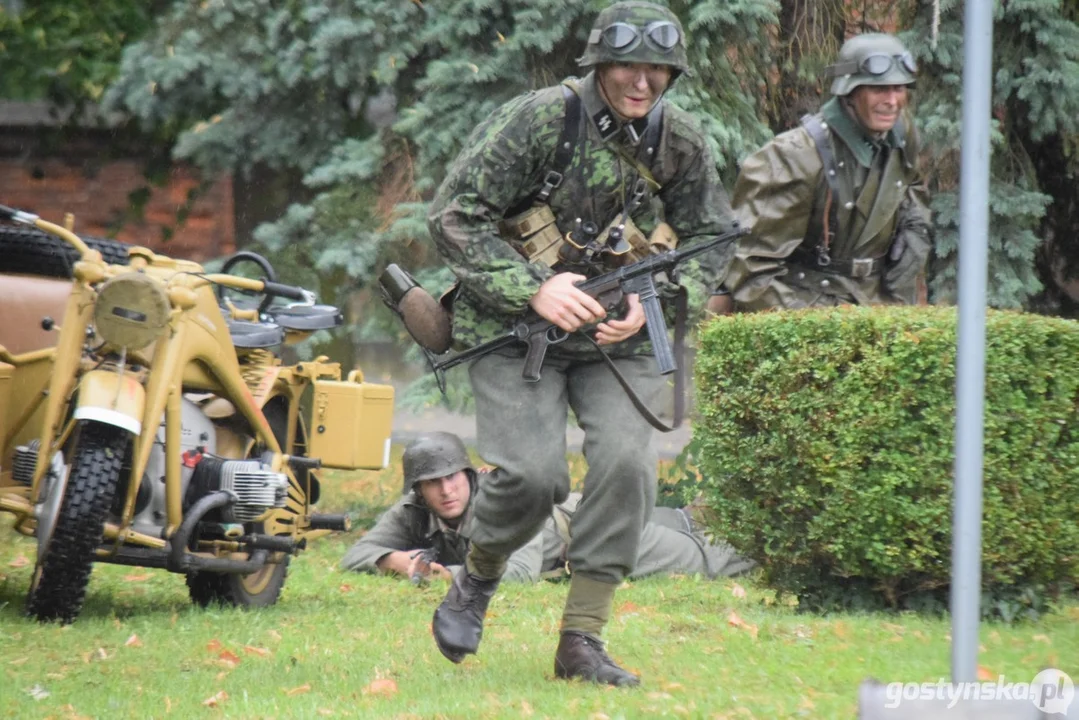 Operacja Poniec 2023. Grupy rekonstrukcji historycznej i inscenizacja "West 1944"