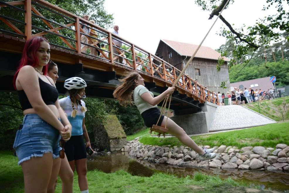 Rajd do młyna nad Lutynią (zdj. z otwarcia ścieżki rowerowej)