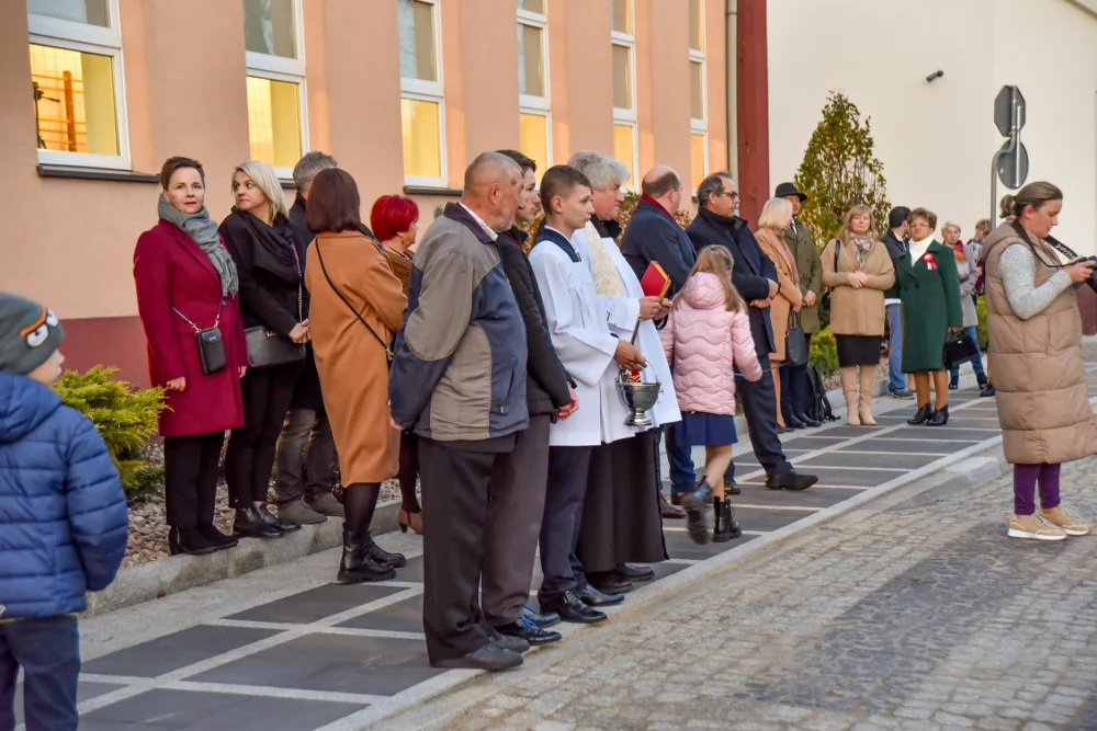 Sulmierzyce. Obchody Narodowego Dnia Niepodległości i promocja książki