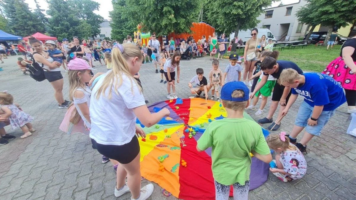 Dzień Dziecka w Nowym Mieście. Z kolorowymi proszkami i piana party