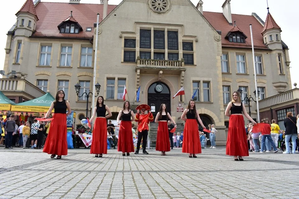 Krotoszyn. Miasteczko europejskie i pochód przedszkolaków