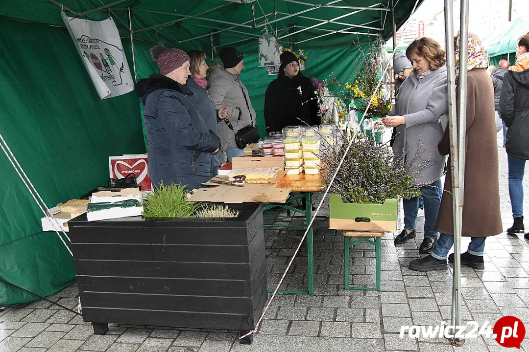 Rozpoczął się tegoroczny Jarmark Wielkanocny - Zdjęcie główne