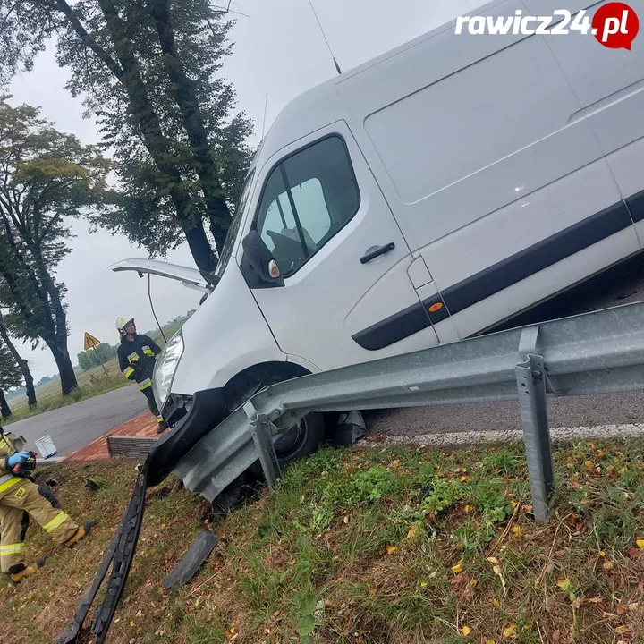 Kolizja na trasie Bartoszewice - Jutrosin