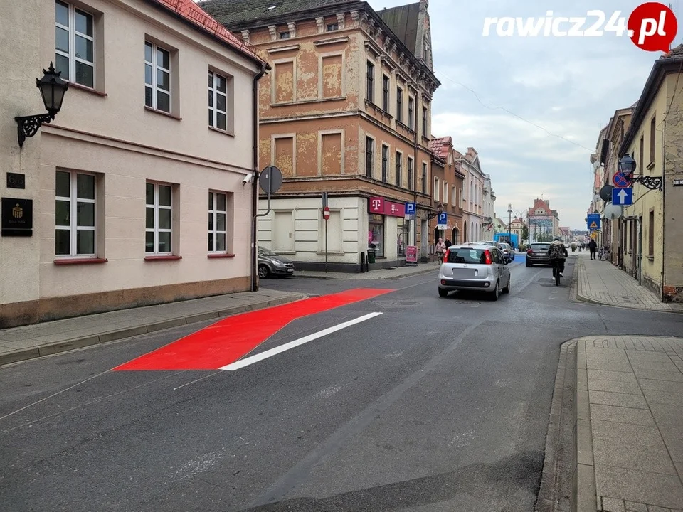 Rawicki labirynt? Kierowcy ciężarówek błądzą po centrum