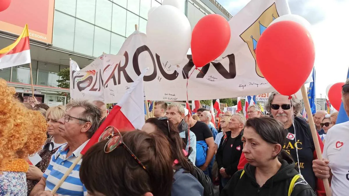 Jarociniacy na Marszu Miliona Serc w Warszawie - Zdjęcie główne