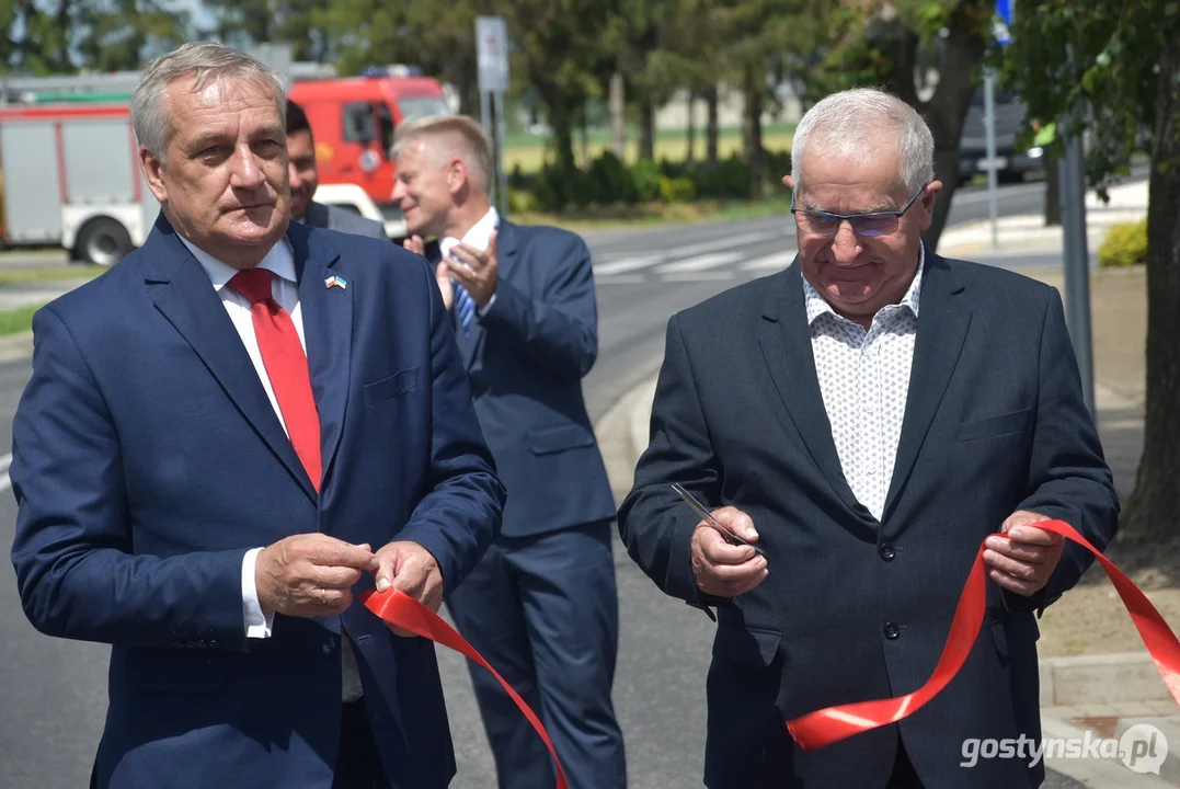 Otwarcie nowej ścieżki pieszo-rowerowej w Pępowie i drogi w Babkowicach