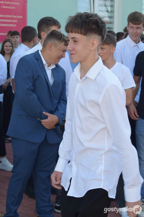 Rozpoczęcie roku szkolnego 2025/2025 w ZSOiZ w Krobi