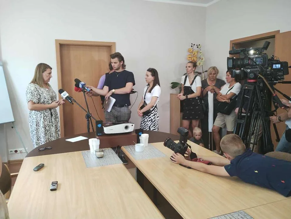 Protest przed Szpitalem Powiatowym w Jarocinie