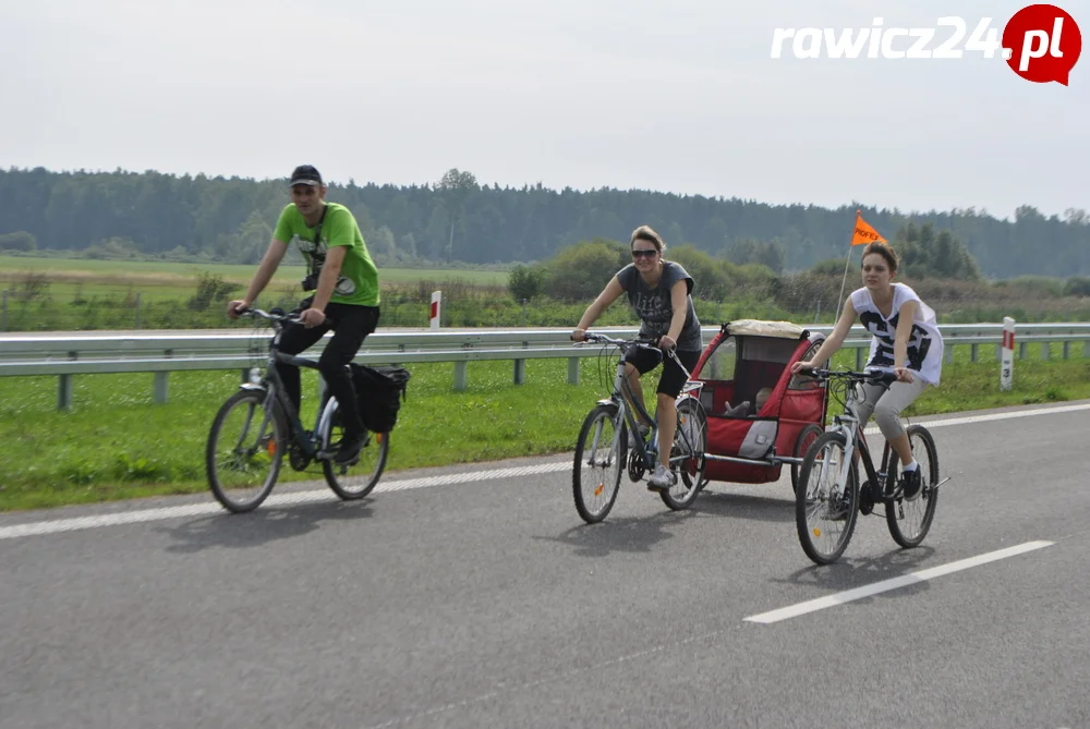 Rowerzyści, rolkarze i piesi opanowali S5 (ZDJĘCIA Z 2014 ROKU)