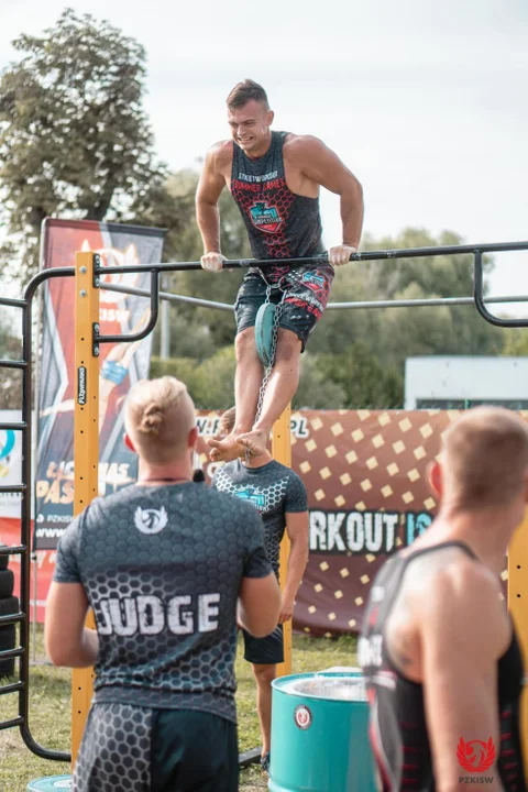 Dawid Adamczak - mistrz świata w kalistenice i street workout