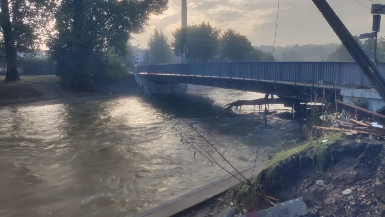 Nasi strażacy pomagają mieszkańcom między innymi Głuchołaz